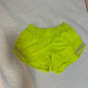 Lululemon hotty hot shorts, size 6, neon yellow, 4”